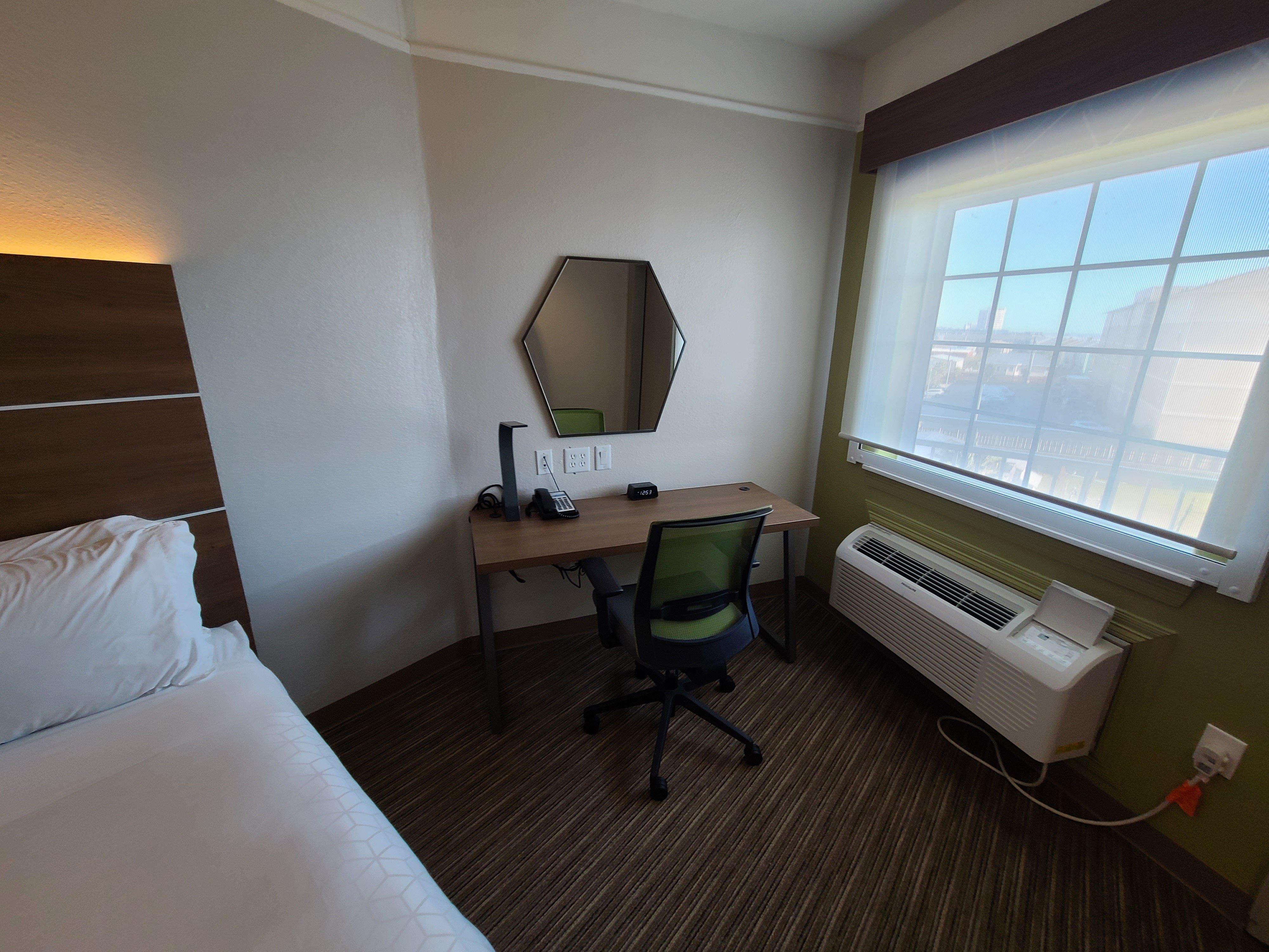 Holiday Inn Express Hotel Galveston West-Seawall By Ihg Esterno foto