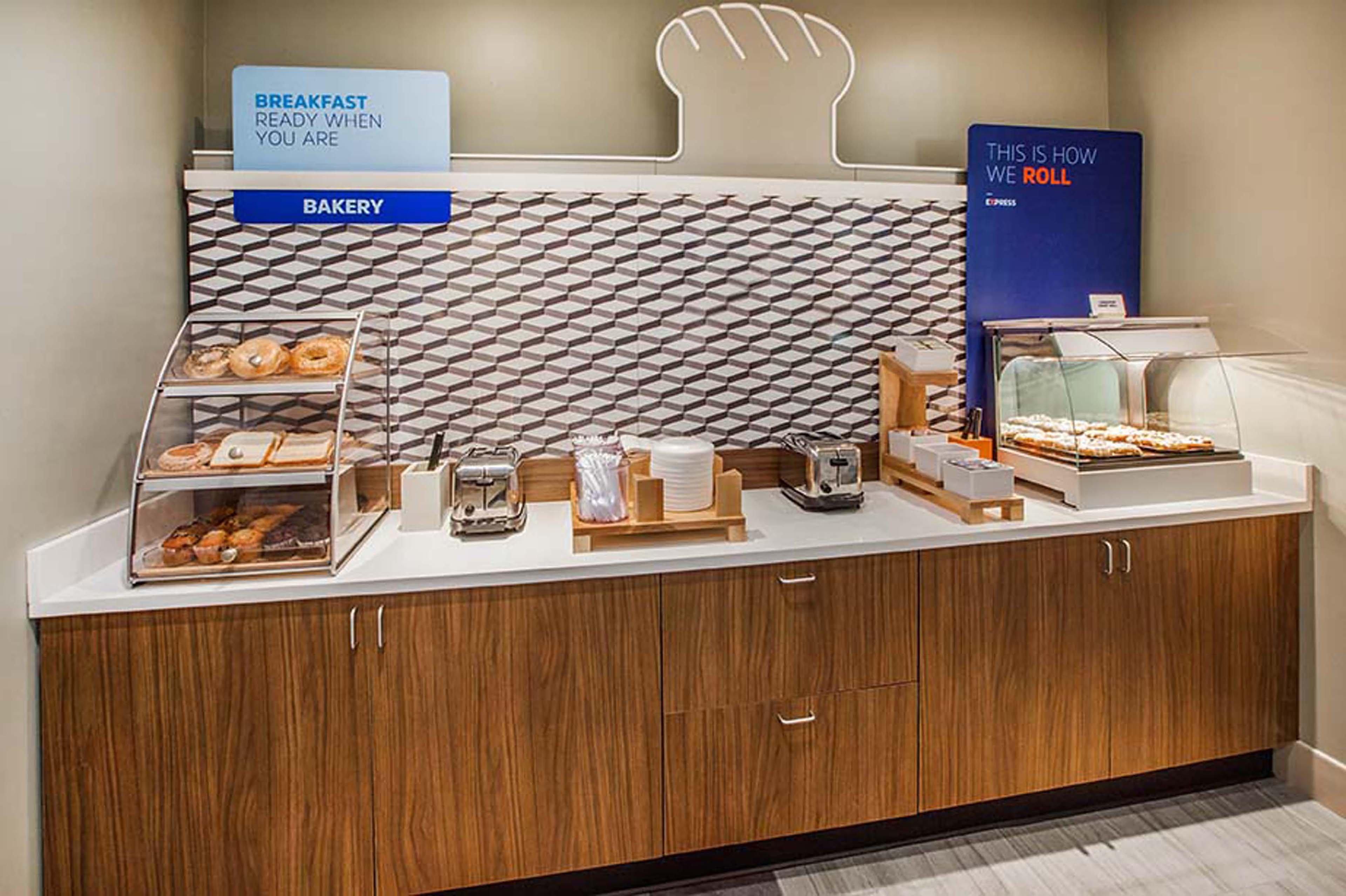 Holiday Inn Express Hotel Galveston West-Seawall By Ihg Esterno foto
