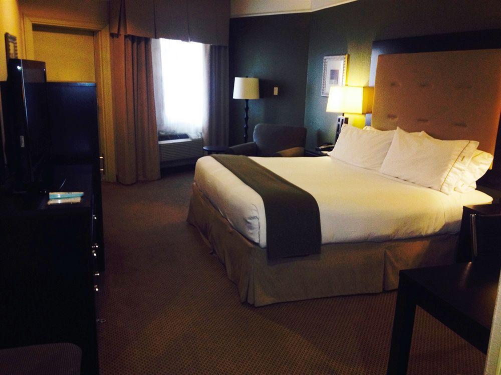 Holiday Inn Express Hotel Galveston West-Seawall By Ihg Esterno foto
