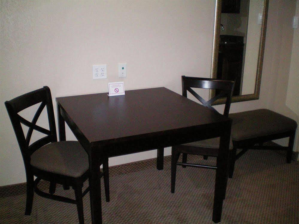 Holiday Inn Express Hotel Galveston West-Seawall By Ihg Esterno foto